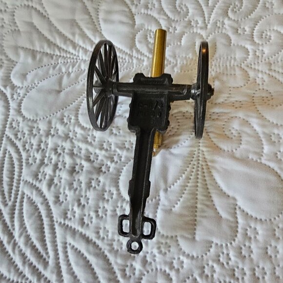 Vintage Brass & Cast Iron Miniature Cannon Model With Functional Wheels - Picture 6 of 8